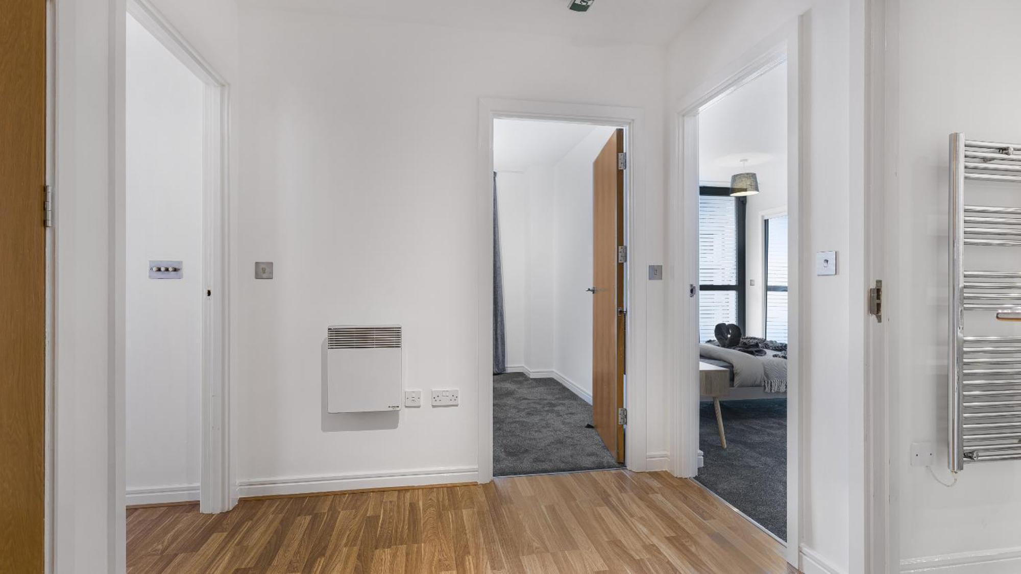 The Mailbox - 2 Bed 2 Bath City Centre Apartment *